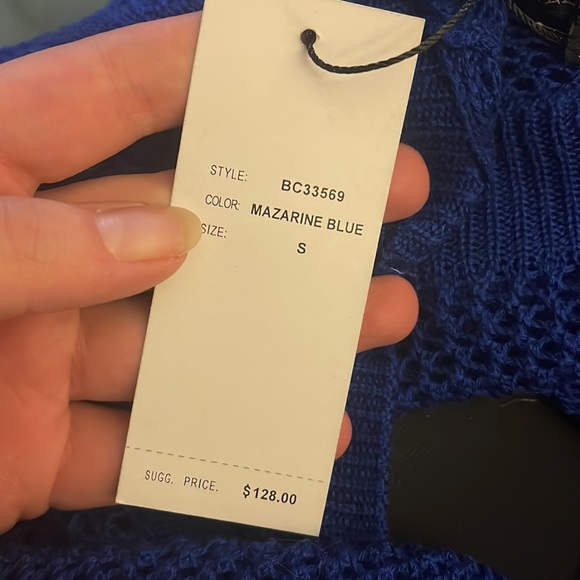 BCBG blue top - Picture 5 of 6